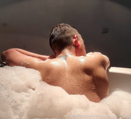 Exequiel Ponz Free actress galleries