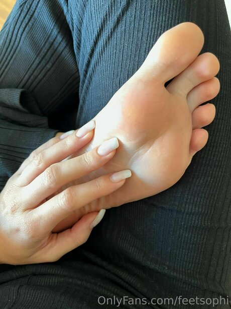 Feetsophi hd actress gallery