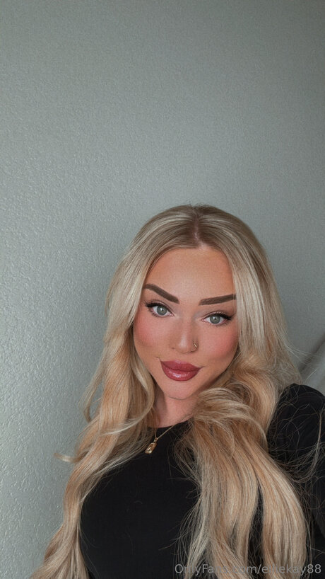 Xo Ellie model xxx img