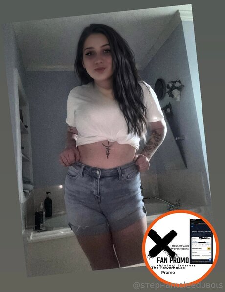 Stephanieleedubois pornographic model photo