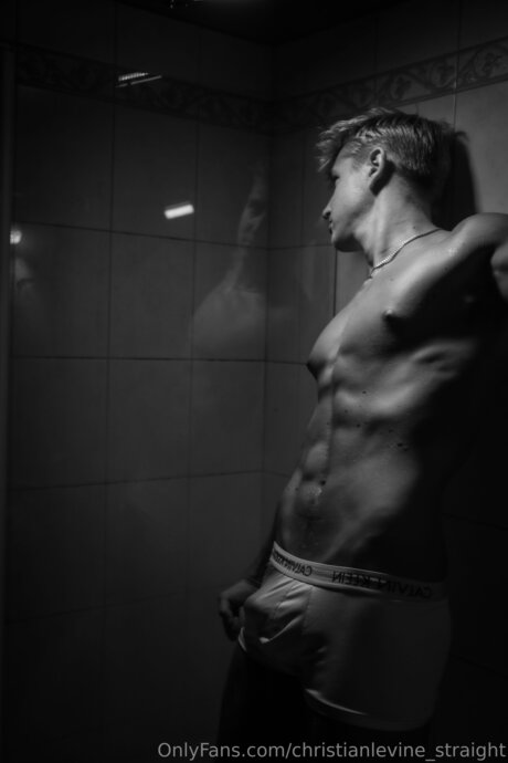 Christianlevine Straight pornstar xxx pictures