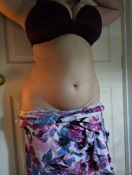 crossdresser onlyfans hot nude image