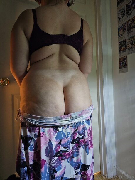 Here P1ggy best star pic