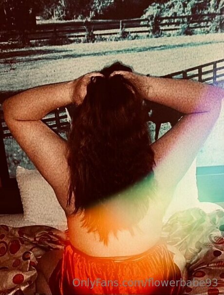 Flowerbabe93 high quality actress picture