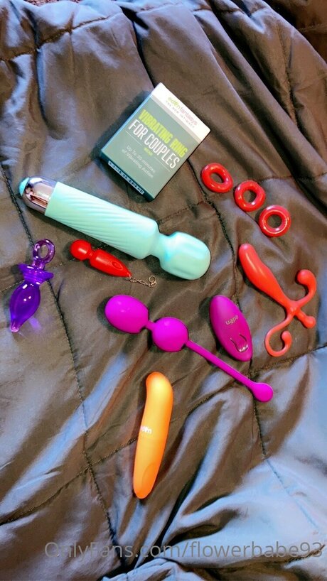 Flowerbabe93 model xxx picture