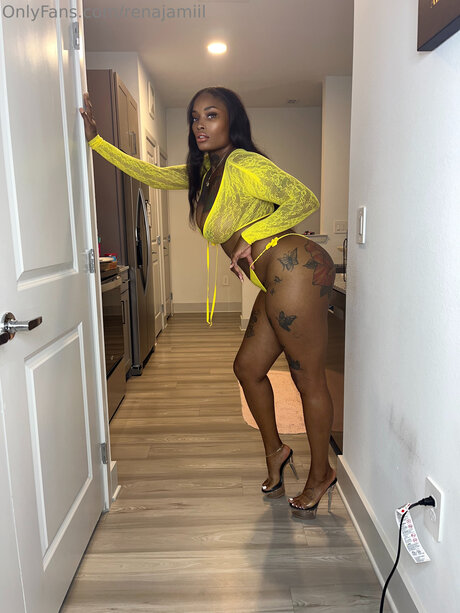 Yourfavgirlrw star nice photos