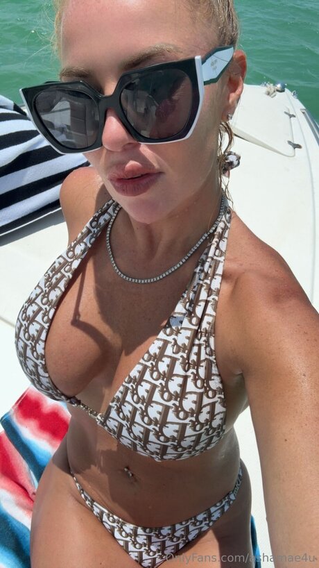 Ashamae4u star sexy picture