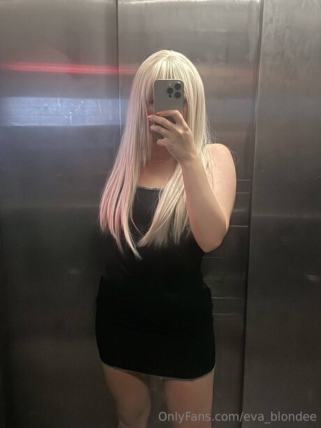 Eva Blondee hd star picture