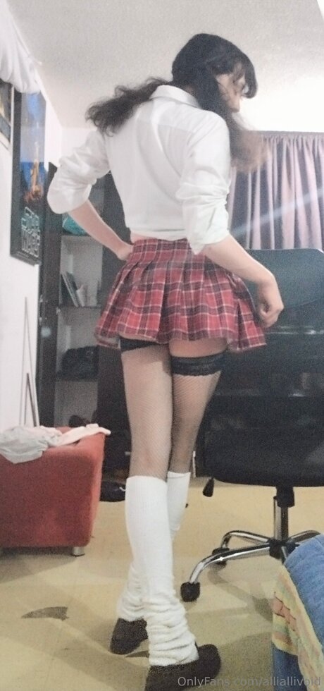 Alliallivoid nice actress img