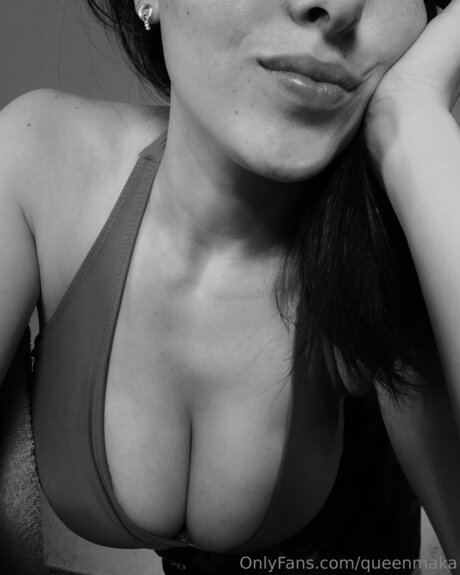 Queenmaka model nude gallery