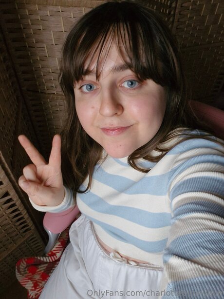 Charlottebunnybun beautiful model archive