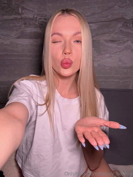 Babyy Bonnie star art pic