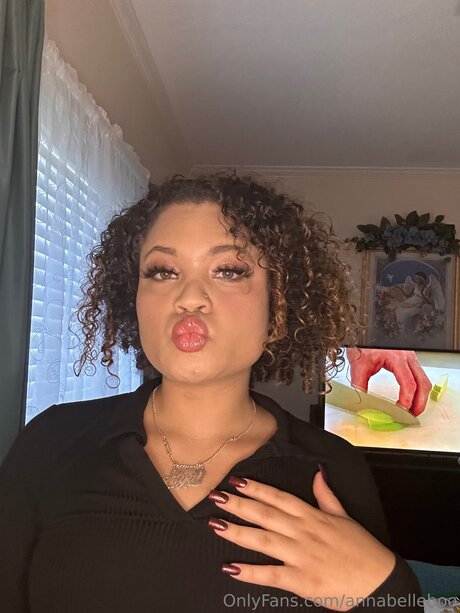 Annabellebooo erotic actress images