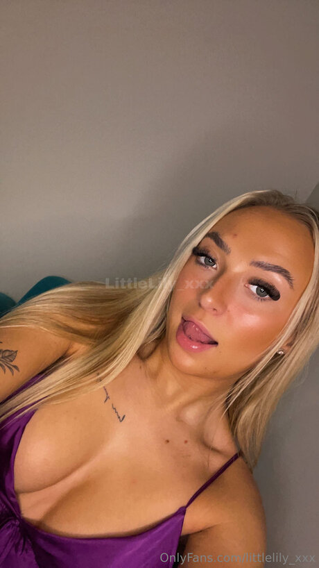 Littlelily Xxx actress gallery