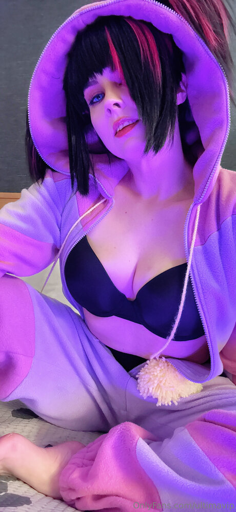 big tits blonde onlyfans hot picture