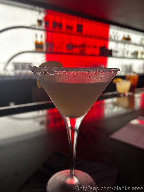 Blankslatee naked actress archive