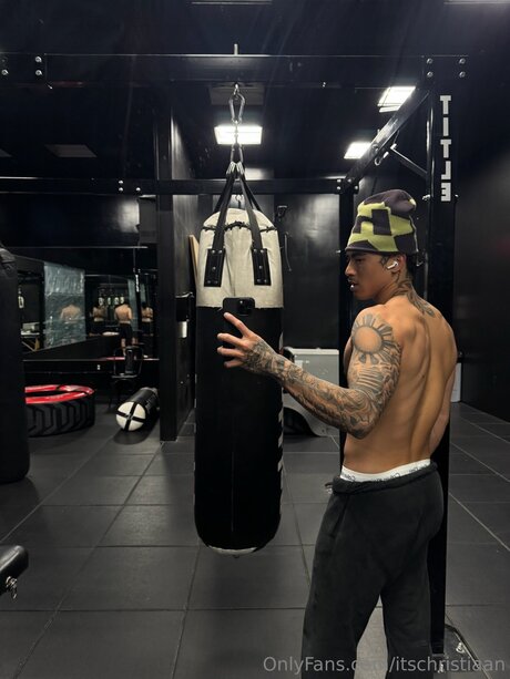 Itschristiaan adult star image