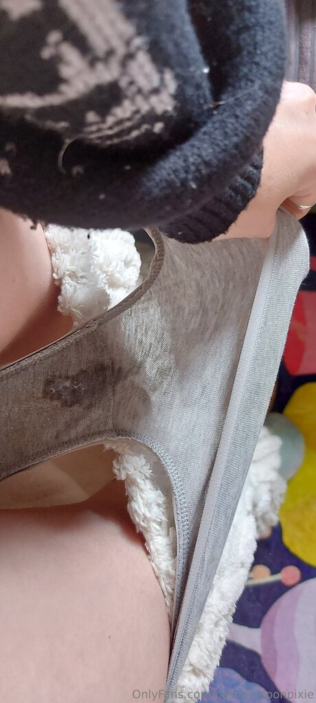 Cosmicmoonpixie model high quality pic