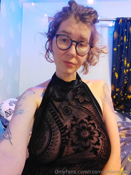 Cosmicmoonpixie pretty actress images