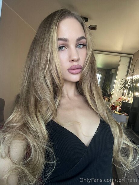 Tori Rain pornstar hot archive