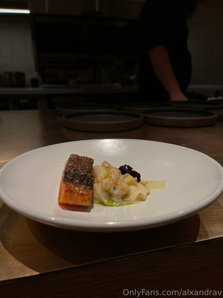 Alxandrav star art pics