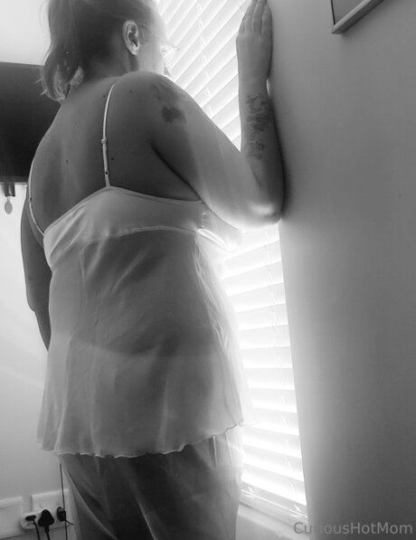 U27739437 pornstar perfect image