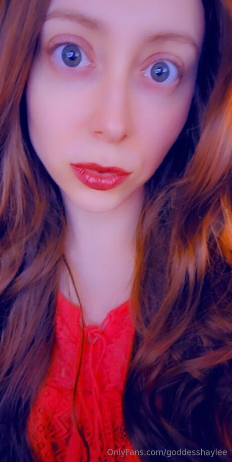 Goddesshaylee nice model pic