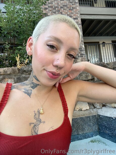 R3plygirlfree star pornographic photo