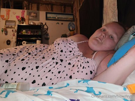 Harleyquinn10124 star beautiful archive