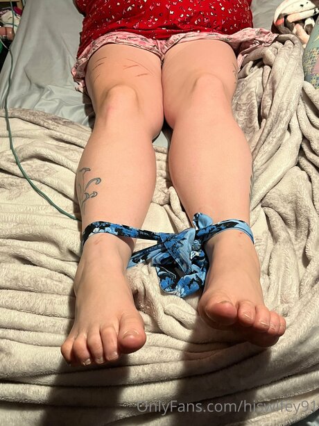 Harleyquinn10124 sexy pornstar image