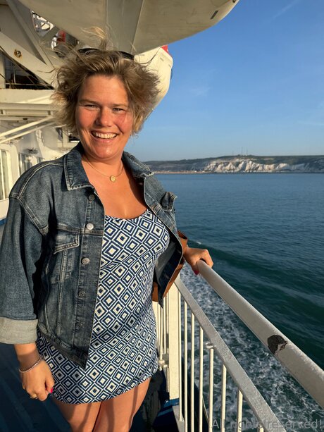 Travelsunshine sexy star archive