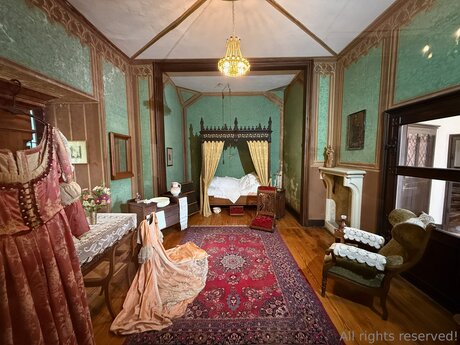 Travelsunshine erotic pornstar images