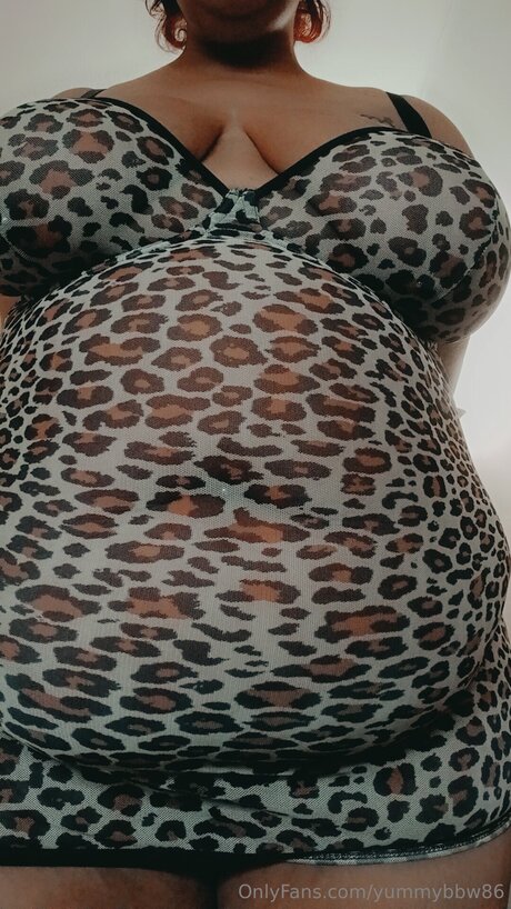 Yummybbw86 pornstar exclusive picture