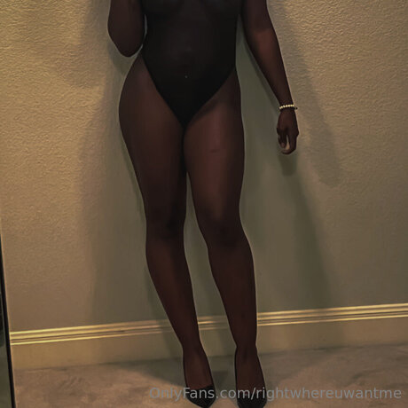 Rightwhereuwantme star nudes image