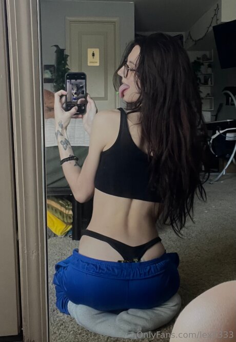 Lexh333 pornographic actress img