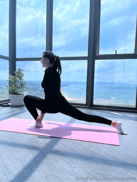 Chaoswife best model image