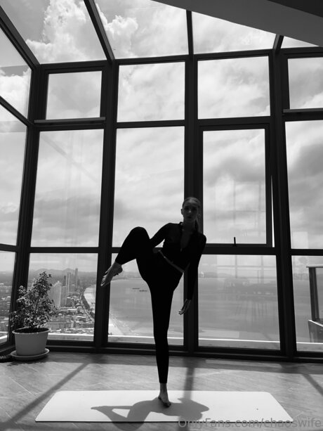 Chaoswife star erotic pictures