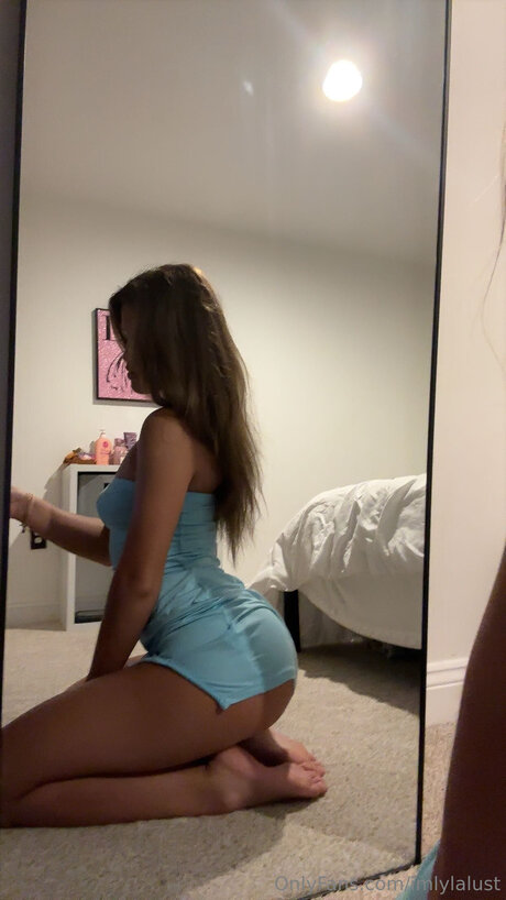 Imlylalust model free image