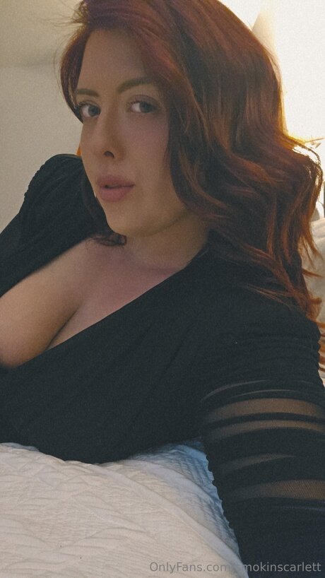 Smokinscarlett sexy pornstar img