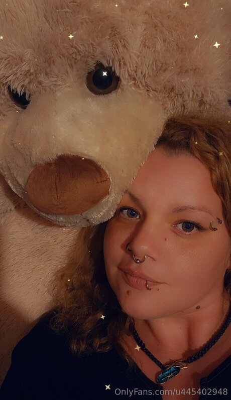 U445402948 pornstar exclusive gallery