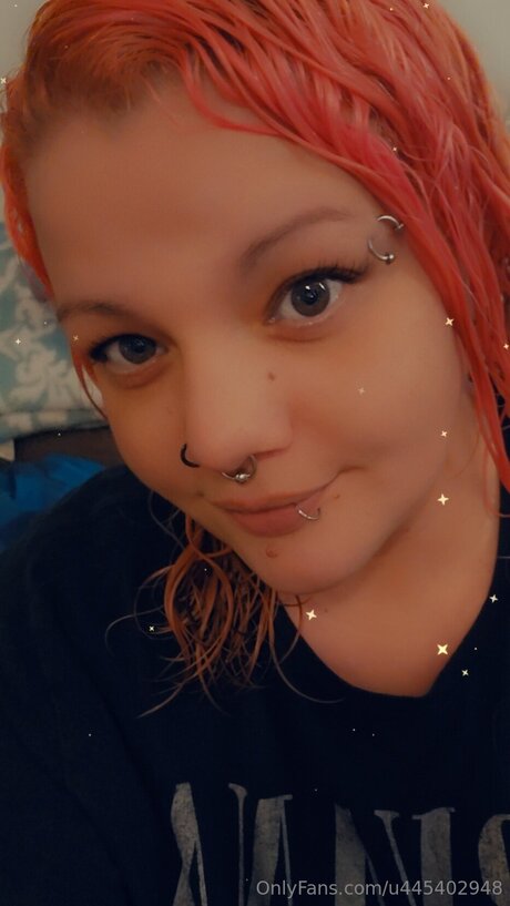 U445402948 pornstar nude photos