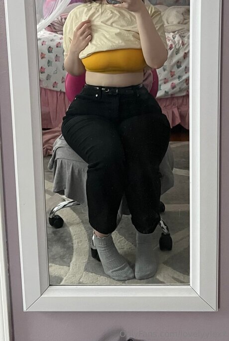 teen feet onlyfans pretty picture