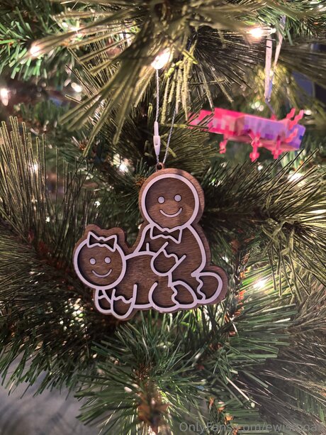 Ewismoan naked actress pic