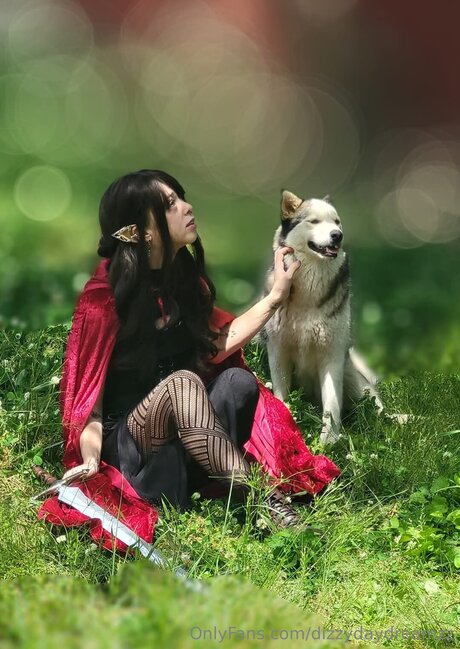 Dizzydaydreamzz model top pictures