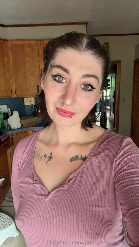 Punkyprincessxofree star sex galleries