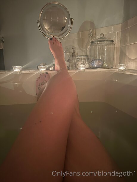 Blondegoth1 xxx pornstar image