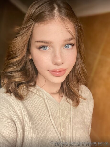 Marianamusee hd star photo