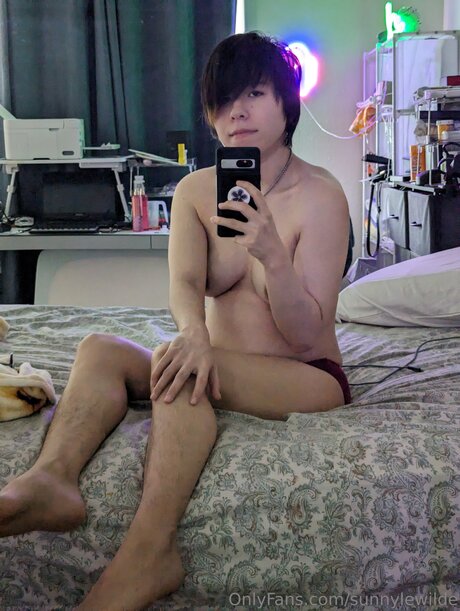 Sunnylewilde pornstar pretty pic