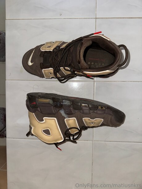 Matiusnkrs model sexy photos