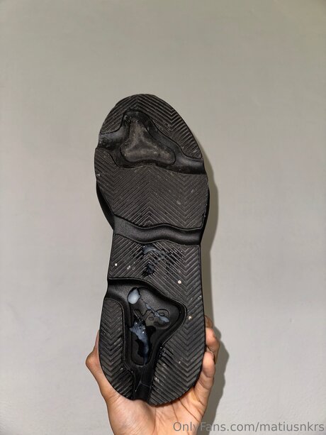 Matiusnkrs model hot pics